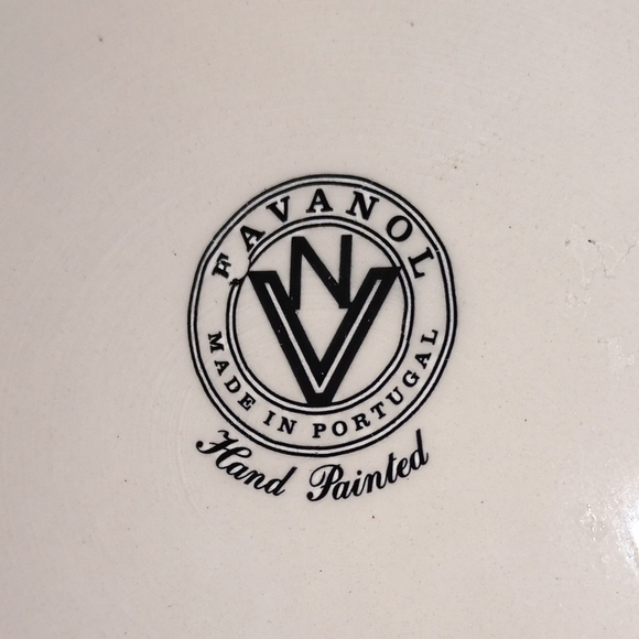 Favanol Portugal Crate & Barrel Martinique Dinner Plate - Picture 2 of 3